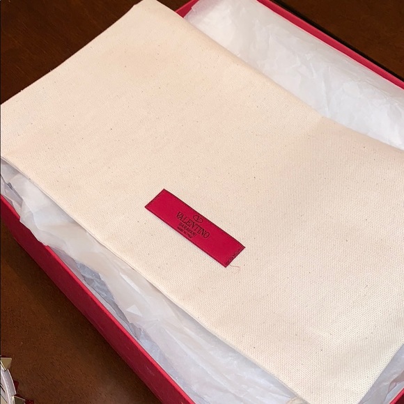 Valentino Rockstud Ankle Strap Pump - Picture 6 of 7